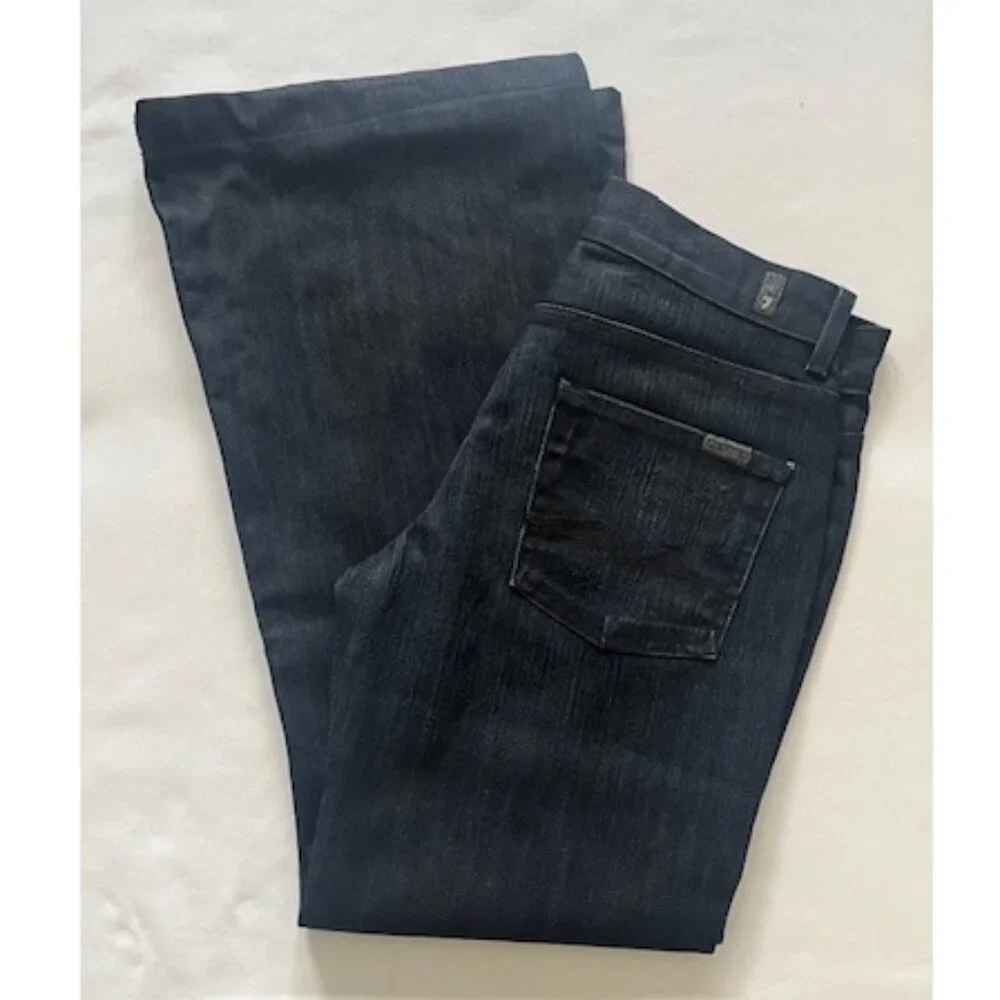 7 For All Mankind “Ginger” Flare Jeans (shortened) EUC - Picture 6 of 9